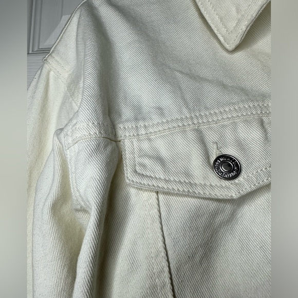 Cream Cropped Denim Jean Jacket / Forever 21 - Picture 10 of 12